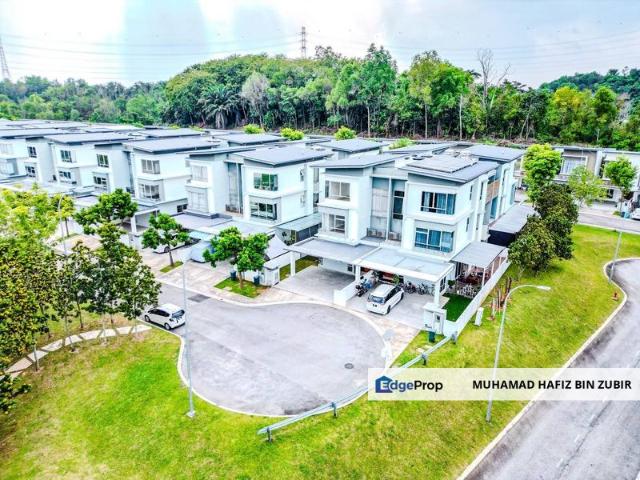 Tropicana Heights