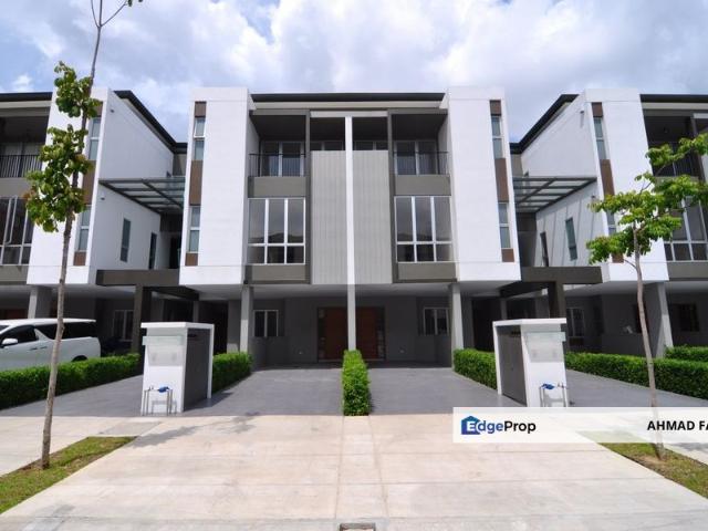 Tropicana Heights