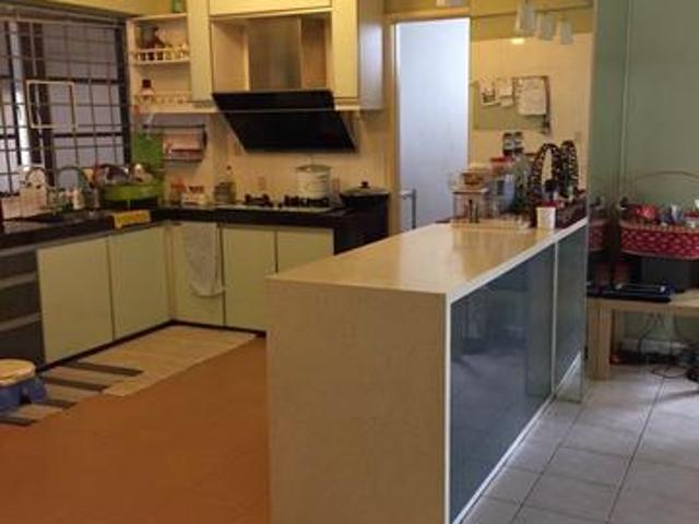Tropika Paradise Condo USJ 17 Block A with Lift