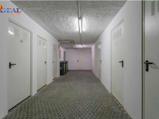 TRATESTERO EN VENTA EN EL CENTRO DE GRANADA
