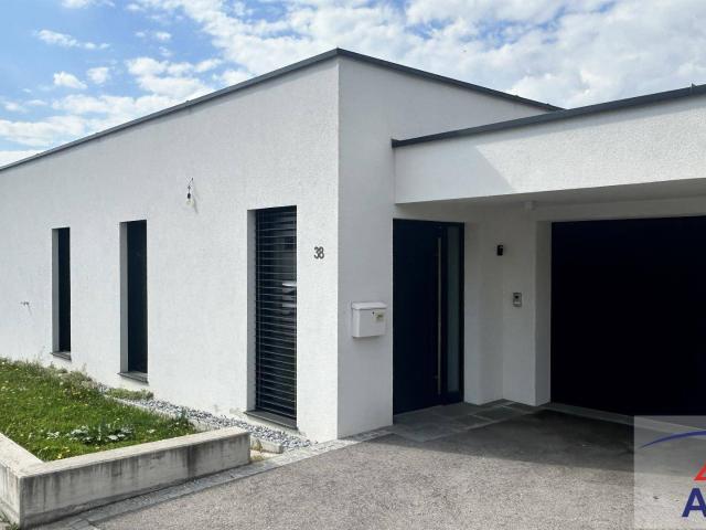 Moderner Bungalow Traumhaftes Wohnen auf einer Ebene! Ganz ohne Baustress!