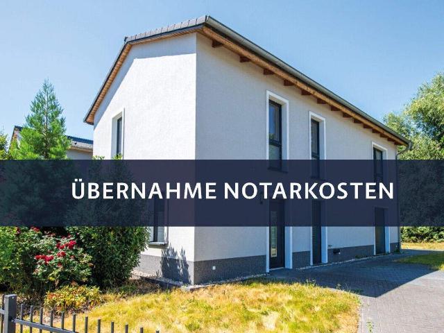 Traumhaft idyllisch: Gepflegtes Einfamilienhaus mit Garten, EBK, Parkett bezugsfrei
