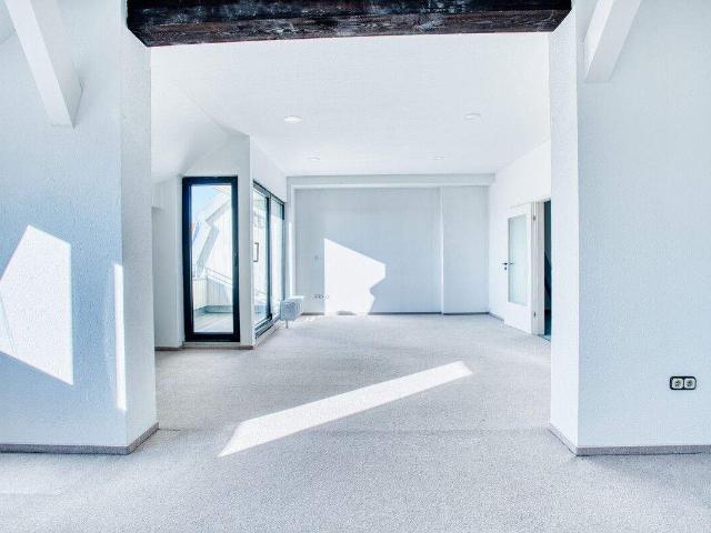 Traumhaft: Sonnige 2 Zimmer Wohnung in Friedenau mit Terrasse ab sofort bezugsfrei!