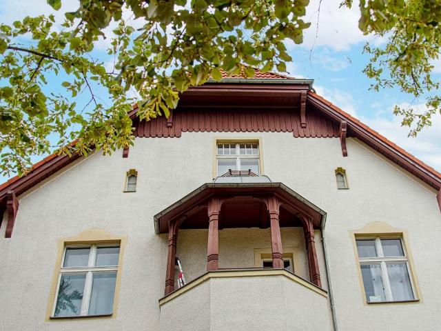 TRAUMHAFT* Wunderschöne vermietete 3 Zimmer Gründerzeit Wohnung mit Privatgarten + PROVISIONSFREI