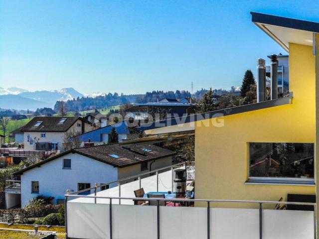 Traumhafte Dachwohnung mit Panoramasicht Ihr neues Zuhause wartet auf Sie