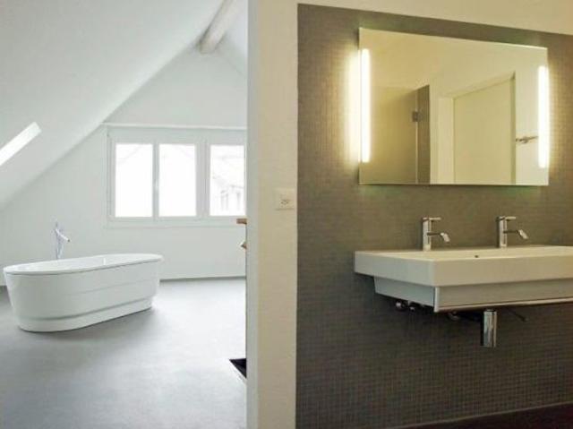 Traumhafte Dachwohnung im Loft Styl