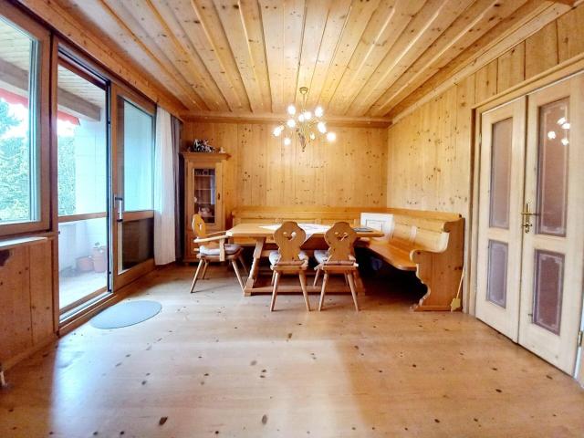 Traumhafte Etagenwohnung 3 Zimmer, Loggia, Garage Perfekt für Familien, Preis ist VB !