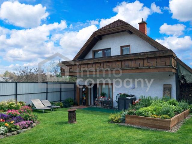 Traumhafte Landschaft absolute Ruhelage grosses Landhaus für kreative Köpfe nur 320.000 € Fixpreis