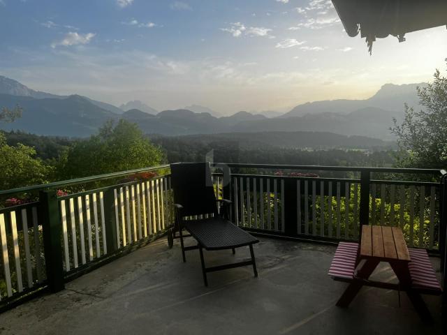 TRAUMHAFTE PANORAMAAUSSICHT IN EXKLUSIVER LAGE