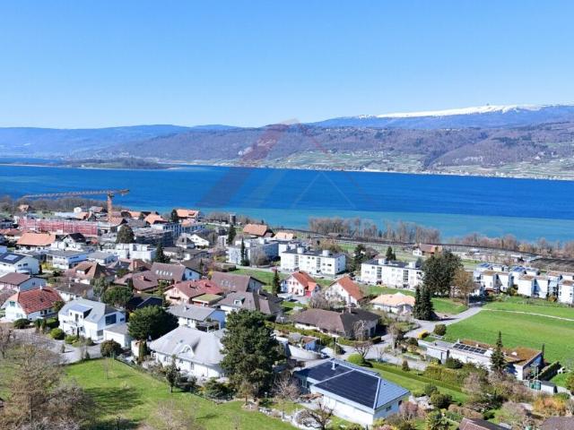 Traumhafte Seesicht am Bielersee 8.5 Zimmer Haus mit Pool und 1'443 m² Grundstück