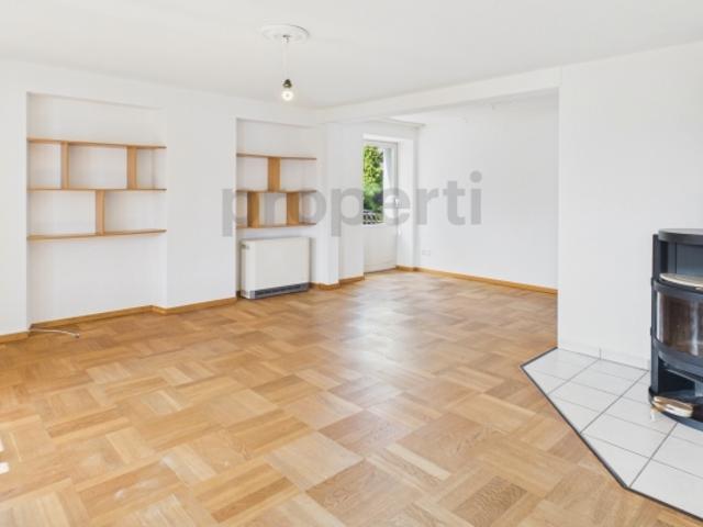 Traumhafte Seesicht, sonniger Balkon und historischer Altbau Charme