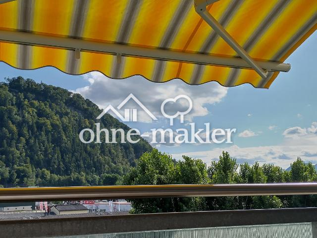 Traumhafte 2 1/2 Zimmer Wohnung in idealer Lage mit TG und Außen Stellplatz