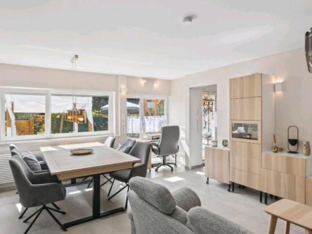 Traumhafte 3 Zimmer Gartenwohnung modernisiert im grünen Teltow