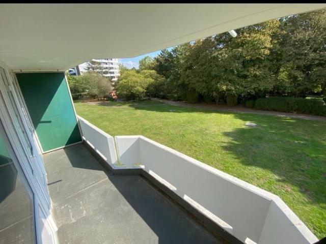 Traumhafte 3 Zimmer Wohnung direkt am Vorgebirgespark 80qm