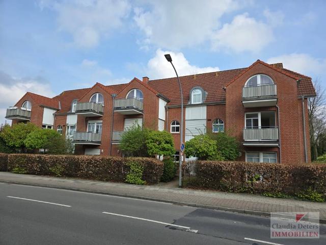Traumhafte 3 Zimmer Wohnung: Helles Zuhause mit Balkon, moderner Küche & Top Lage in Papenburg!