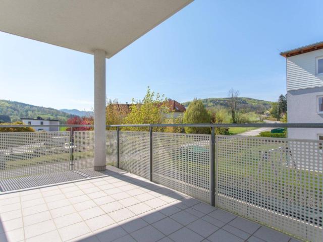 Traumhafte 3 Zimmerwohnung im Grünen