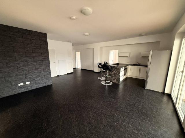 Traumhafte 4 Zimmer Wohnung in Vöcklabruck Modernisiert, mit Loggia und Garage Jetzt kaufen!