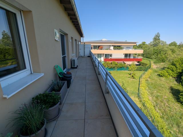 Traumhafte 4 Zimmer Wohnung mit exklusivem Komfort und Blick ins Grüne!