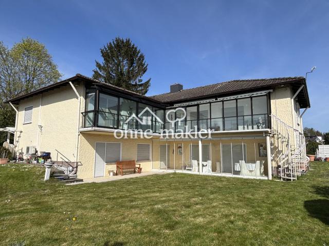Traumhaftes Ein bis Zweifamilienhaus in Bestlage Bad Homburg / Ober Erlenbach / von Privat