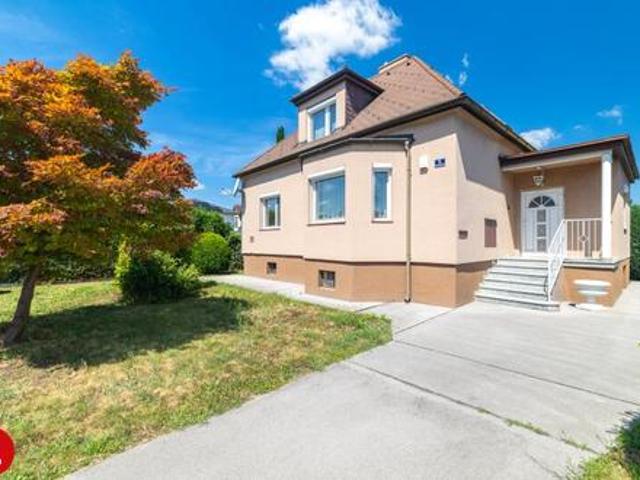Traumhaftes Einfamilienhaus in Schwechat sonniger, großer Garten top Lage!