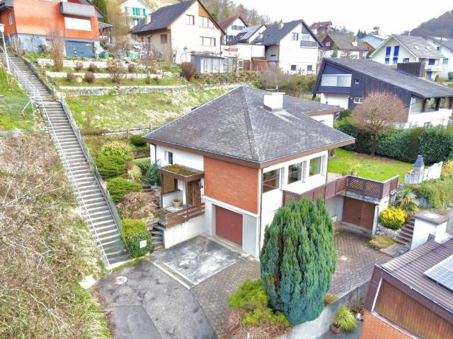 Traumhaftes Einfamilienhaus in Tenniken