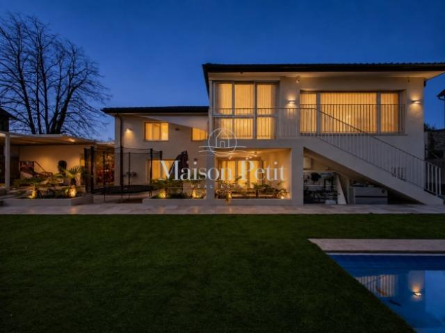Traumhaftes Einfamilienhaus mit Einliegerwohnung, Wintergarten, Pool und Garten in Dübendorf