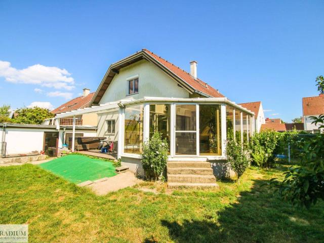 Traumhaftes Familienparadies | Wintergarten, Pool, Sauna, offener Wohn Essbereich