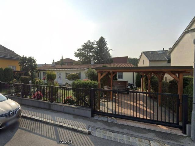 Top ausgestatteter Bungalow mit Traumgarten in ruhiger Lage