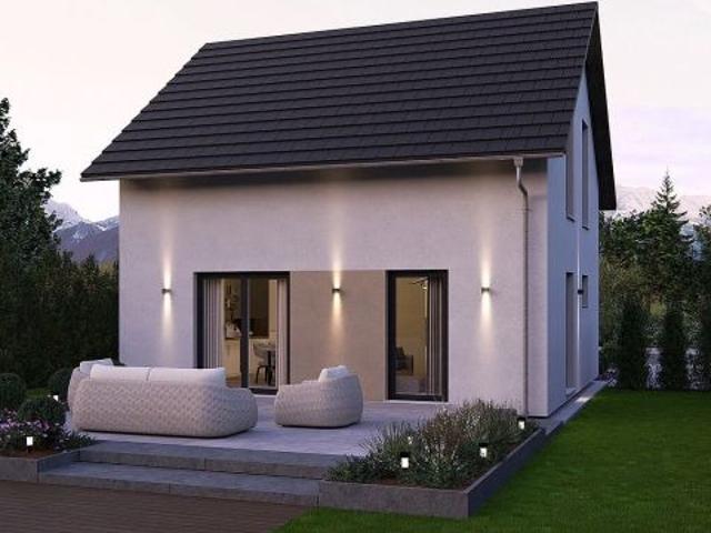 TRAUMHAUS IN TRAUMLAGE AUF EXKLUSIVEN GRUNDSTÜCK