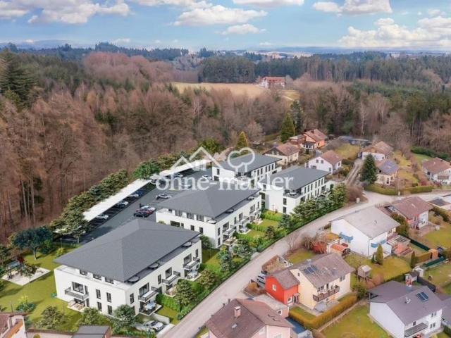 Traumwohnung! 2 Zi Wohnung m. Balkon KFW 40 NH