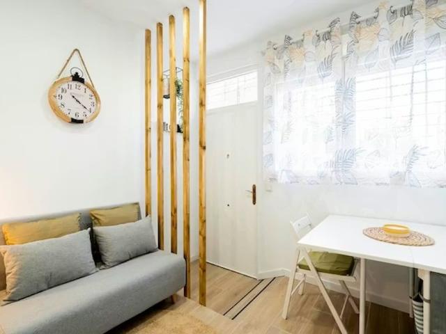 Travesía de Gerardo Cordón, Madrid, Community of Madrid 28017
