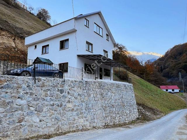 Trabzon Maçka Hamsiköy Güzelyayla' Da Tripleks Villa!