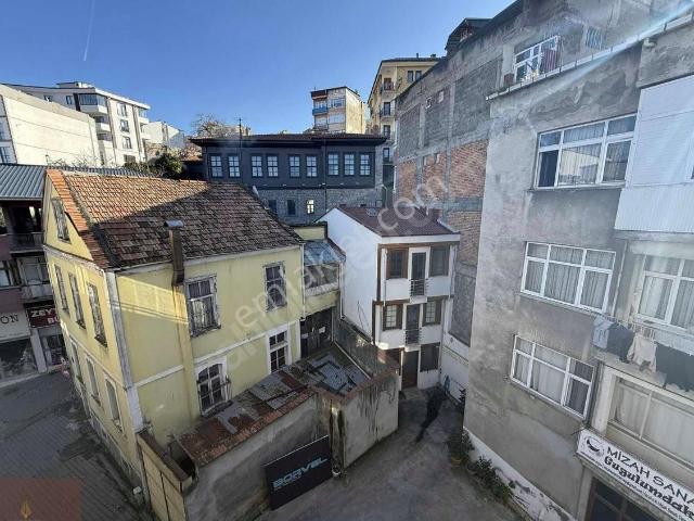 Trabzon Meydan Araç Takasına Uygun Satılık Daire !