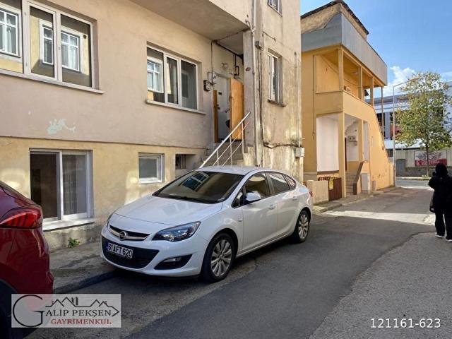 TRABZON ORTAHİSAR YENİMAHALLE SATILIK 3 KATLI BİNA