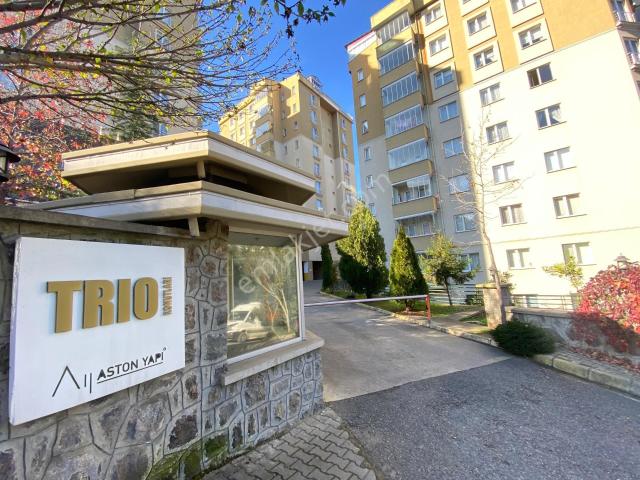 Trabzon Aydınlıkevler Mahallesi Trio Sitesi Satılık 4+1 Daire