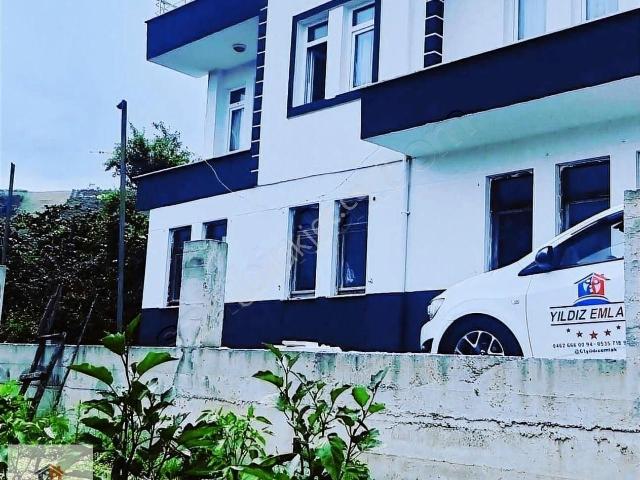 Trabzon Akçaabat Uğurlu Mahallesinde Satılık Müstakil Ev Ve Arsa