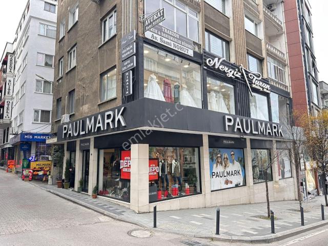 Trabzon Gazipaşa Caddesinde Satılık İş Yeri