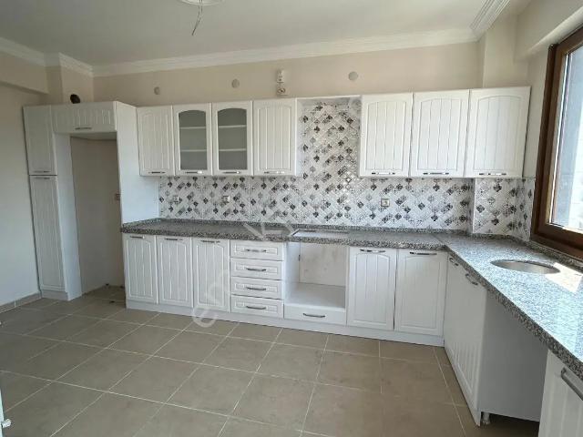 Trabzon Kaşüstün De Satılık 4+1 Daire