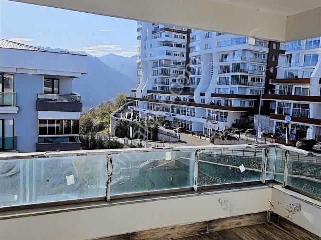 Trabzon Yıldızlıda Satılık Deniz Manzaralı Daire