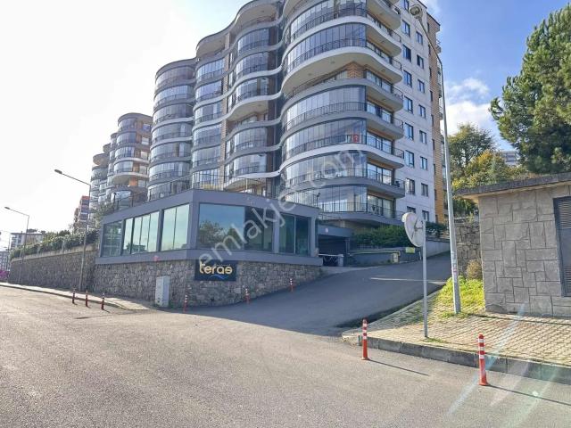 Trabzon Yalıncakta Teras 1 Evlerde Satılık 4+1 Daire