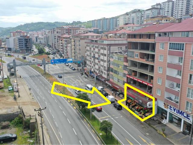Trabzon Yomra Sahil Yolu Üzerinde Devren Kiralık Market