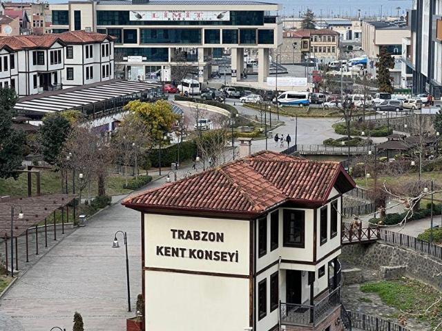 TRABZON ZAĞNOS VADİSİNDE MÜSTAKİL 3 KATLI İŞYERİ