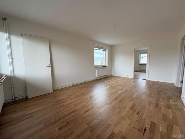 Trädgårdsgatan 12