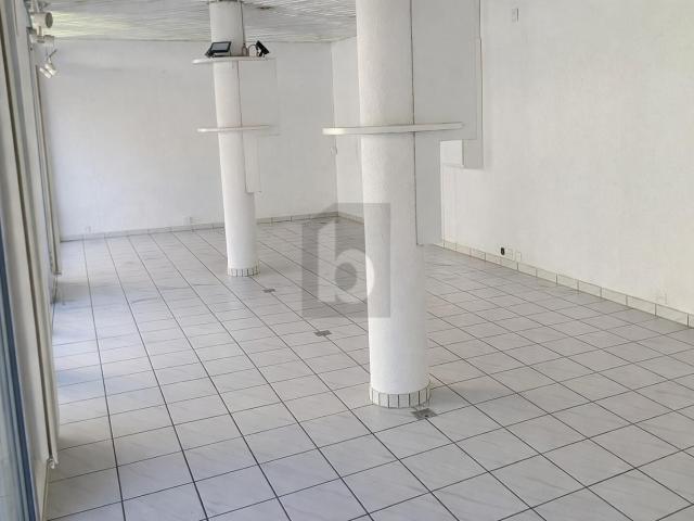 Trade with 1 room for rent in Sierre 69 m² | dreamo. Ch