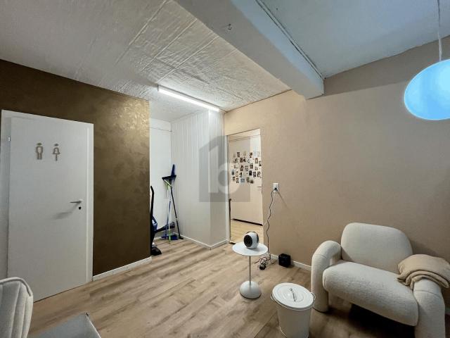 Trade with 2 rooms for rent in Rümlang 80 m² | dreamo. Ch