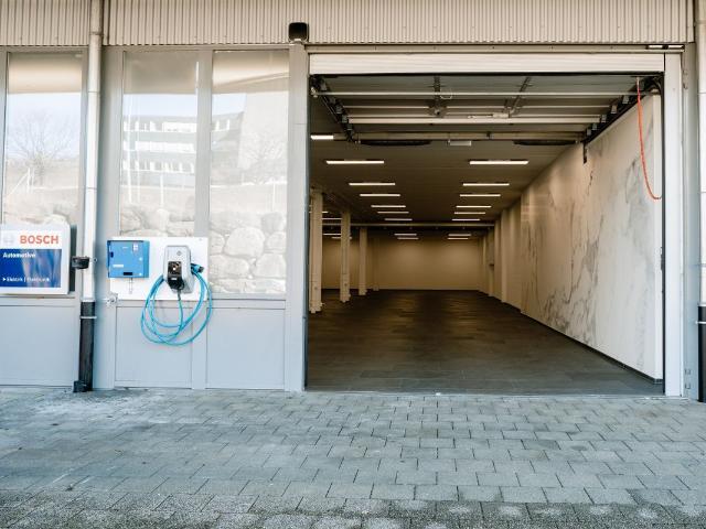 Trade on sale in Baar 407 m² | dreamo. Ch