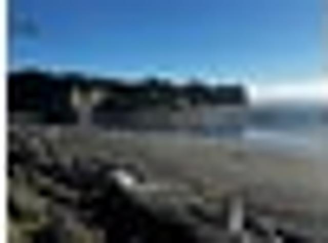 Traditional Kiwi Bach Urenui Beach Camp