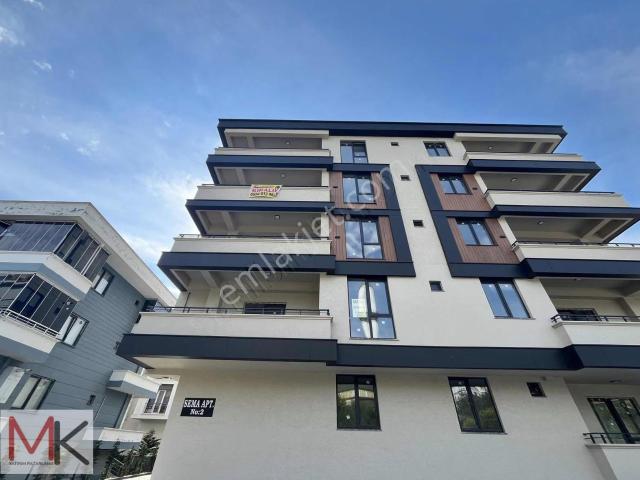 Tramvayın Altında Jandarmanın Arkasında Kiralık Sıfır Daire