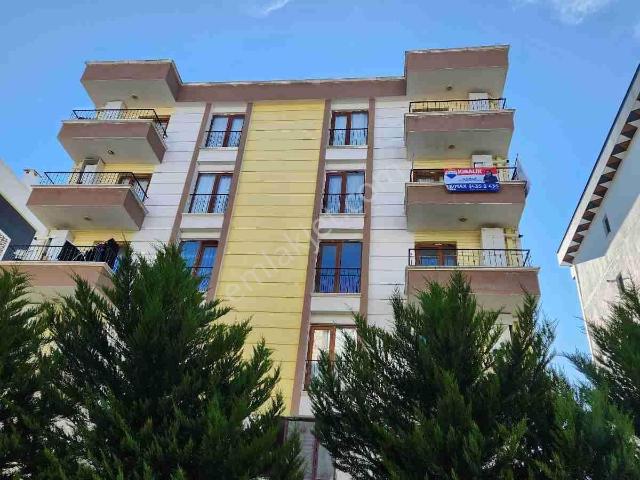 Tramvay Altında Eşyalı Kiralık 1+1 Daire