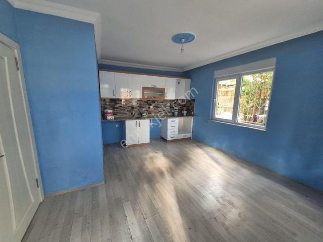 Tramvay Durağına Yakın 2+1